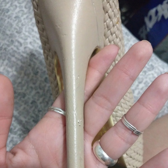 High heels - Picture 2 of 4